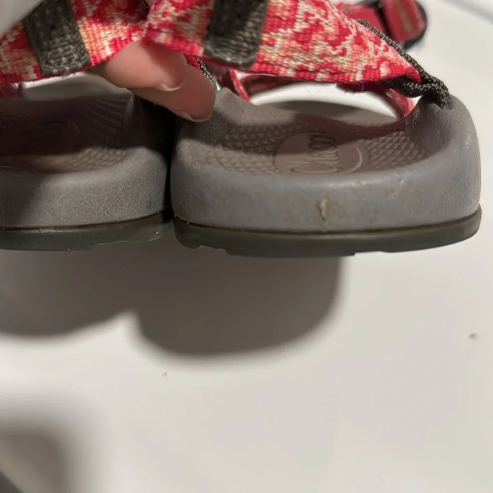 Chacos - Picture 3 of 3